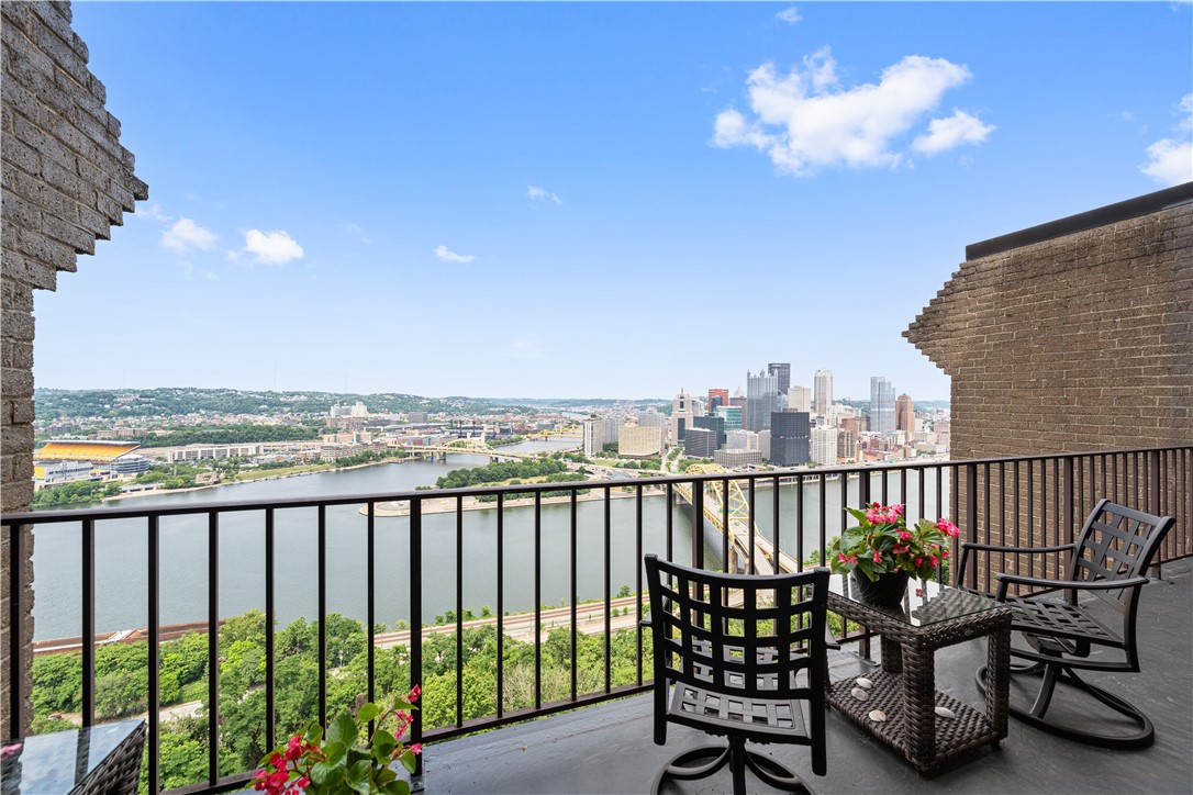 1000 Grandview Ave 904