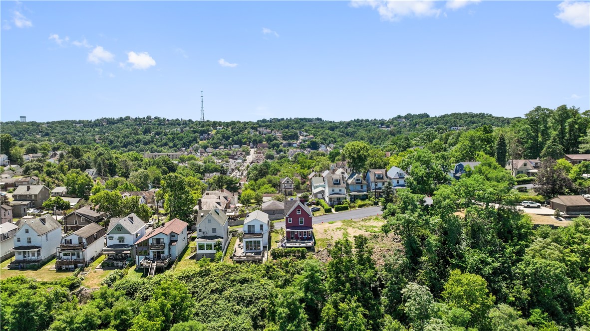 1008 Rue Grande Vue St