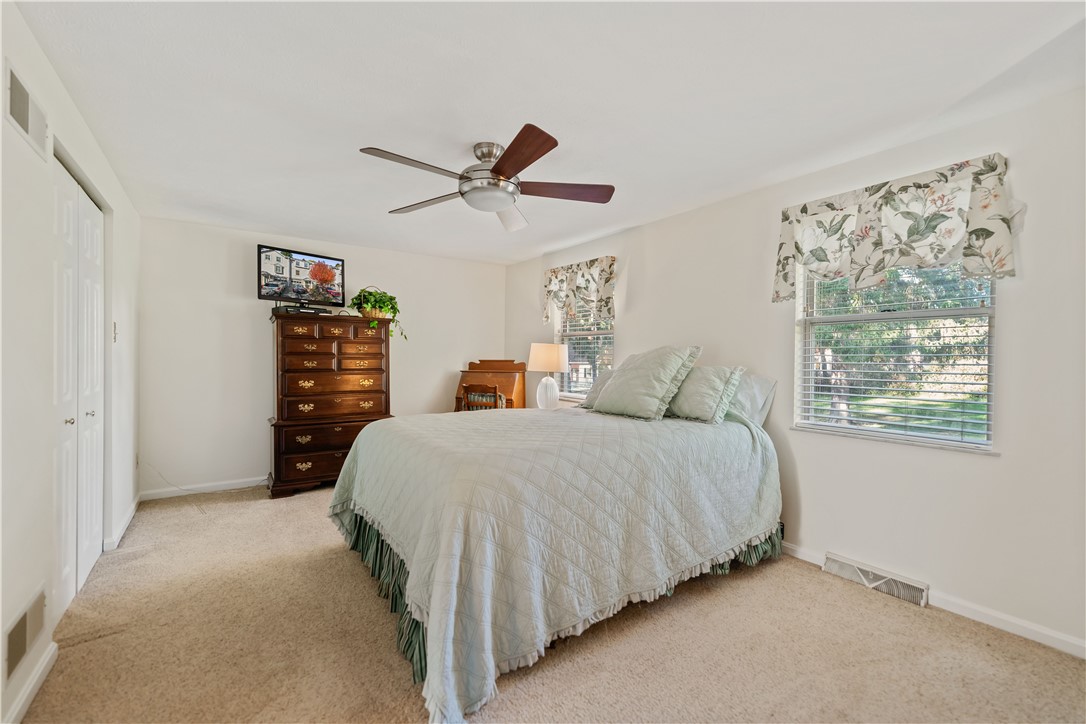 1217 Logan Rd