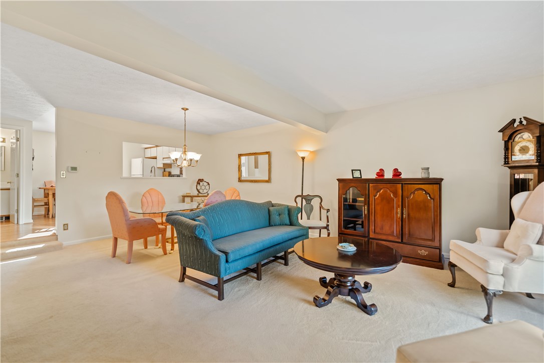 1217 Logan Rd