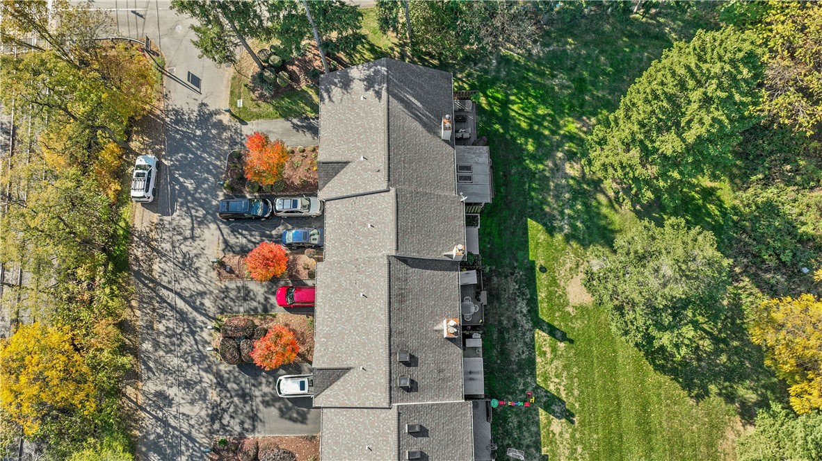 1217 Logan Rd