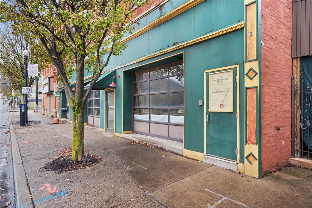 424 S Main St