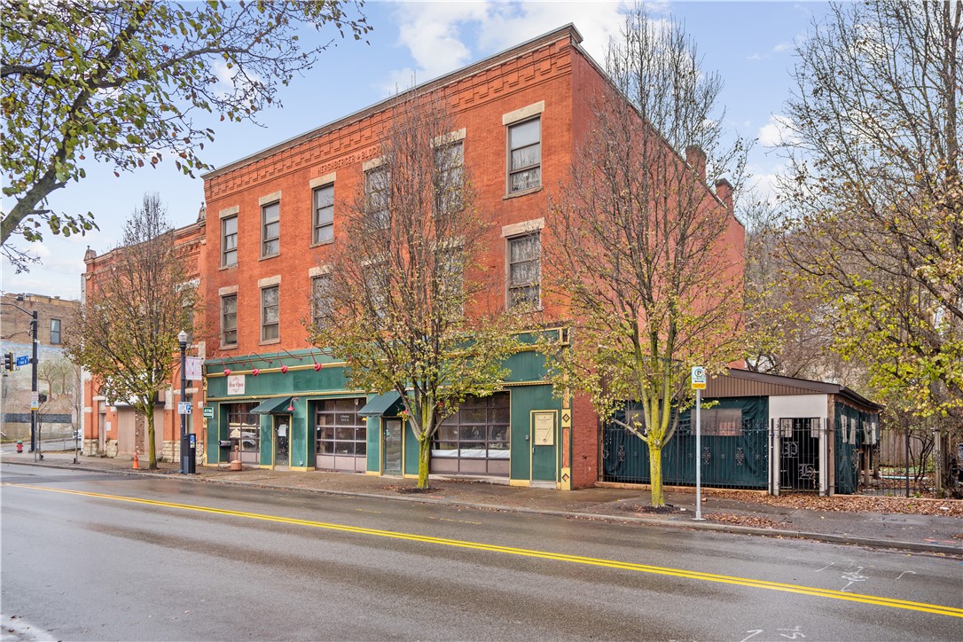 424 S Main St
