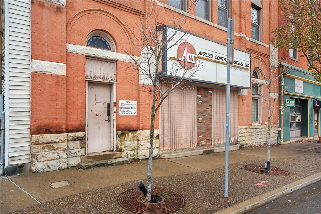 424 S Main St