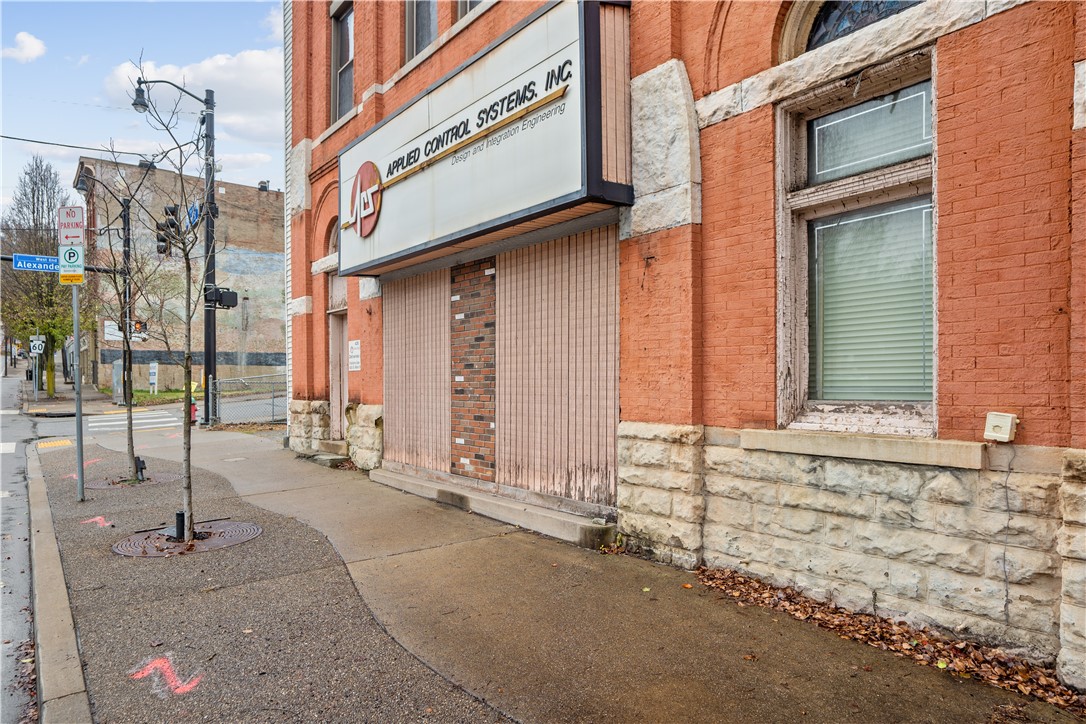 424 S Main St