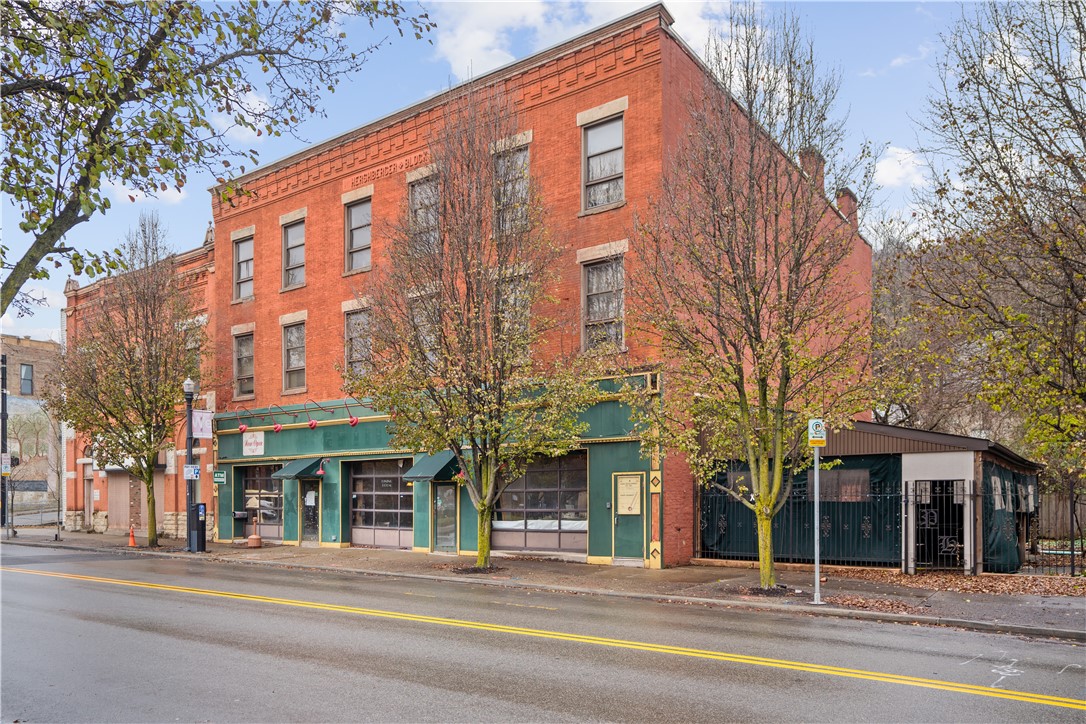424 S Main St