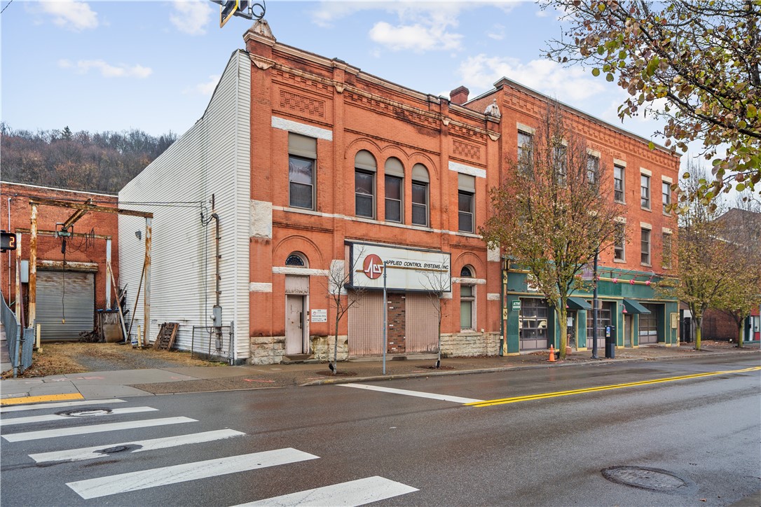 424 S Main St