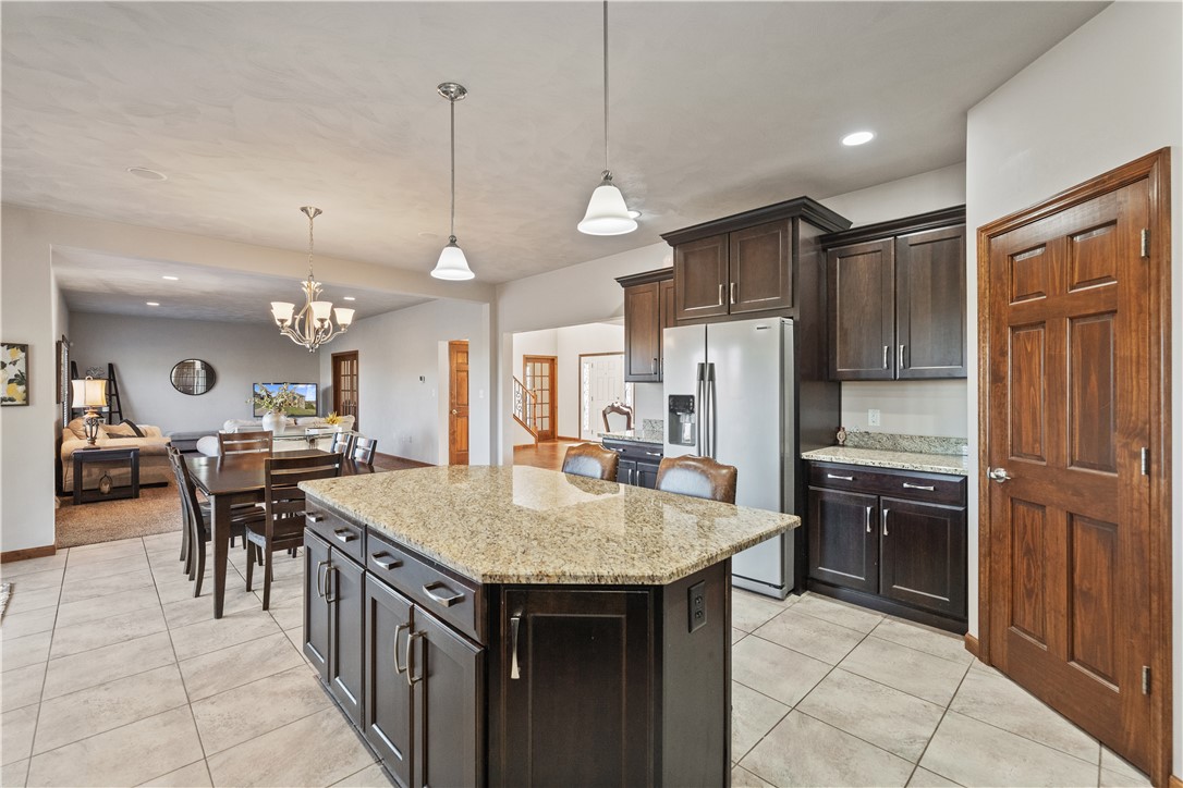 796 Ashton Ct