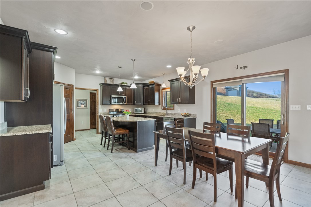 796 Ashton Ct