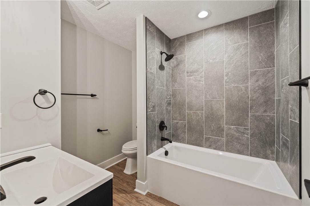 107 Whitetail Dr