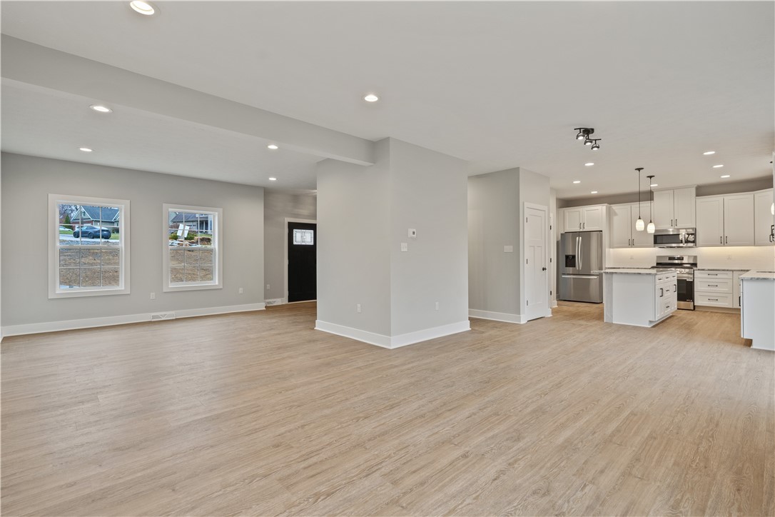 107 Whitetail Dr