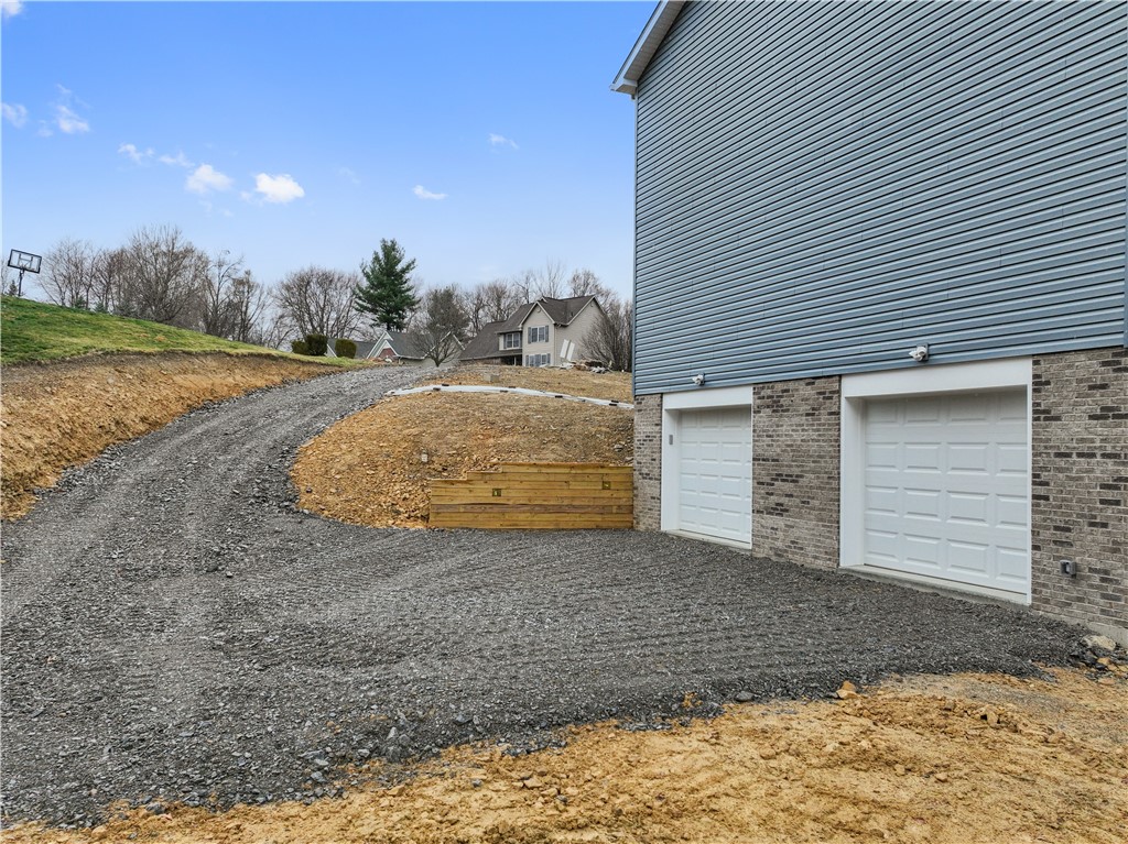 107 Whitetail Dr