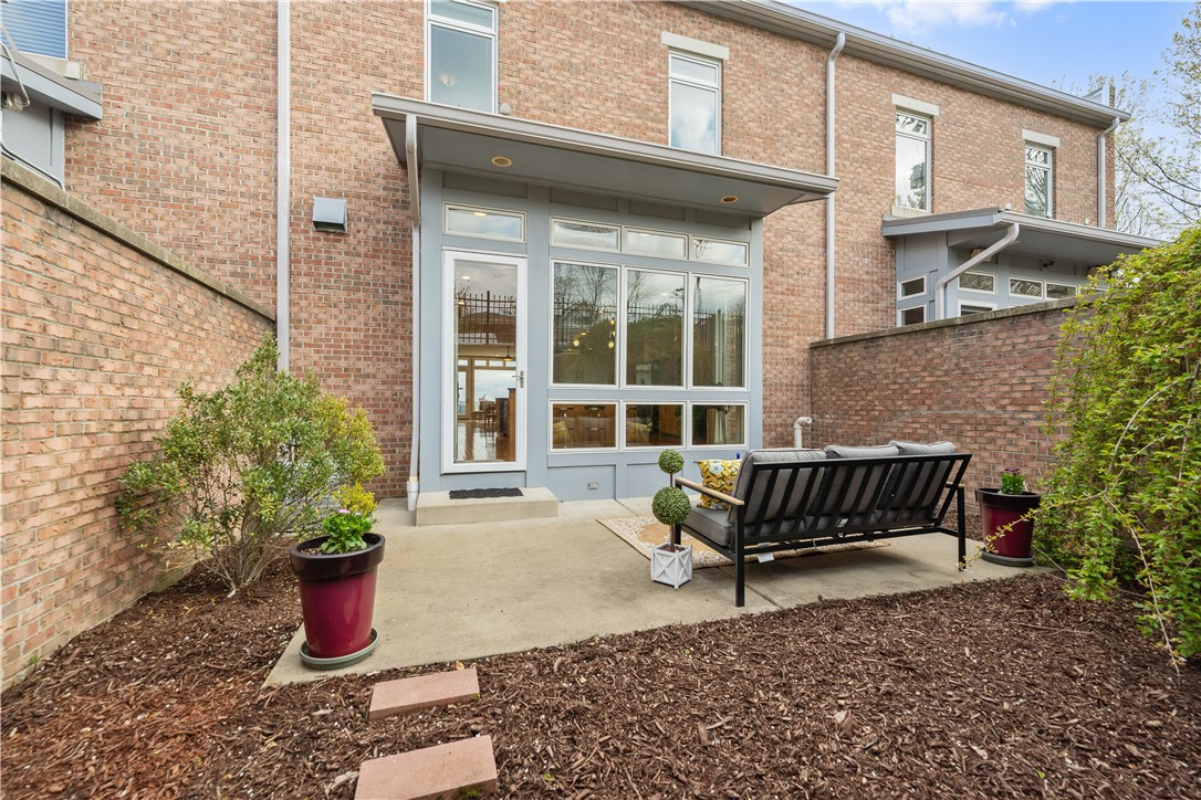 304 Bigbee St
