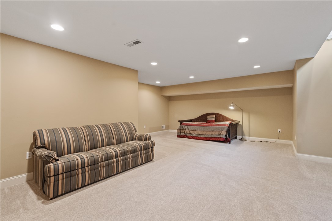 304 Bigbee St