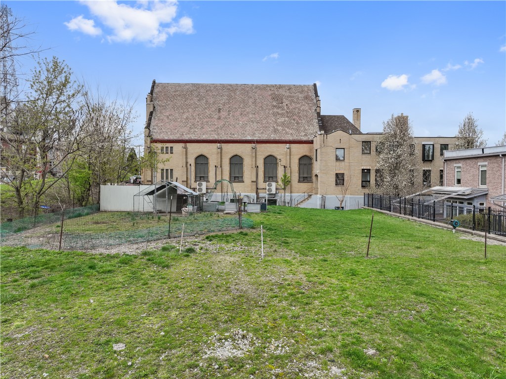 304 Bigbee St