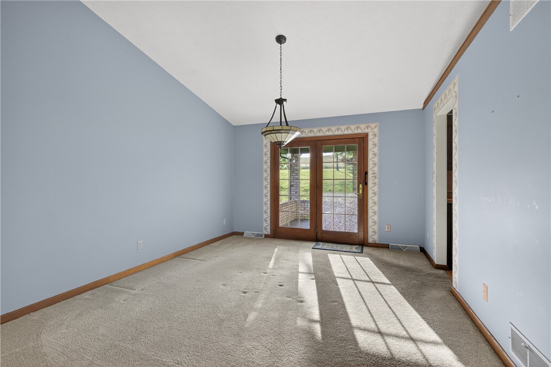 228 Bowman Rd