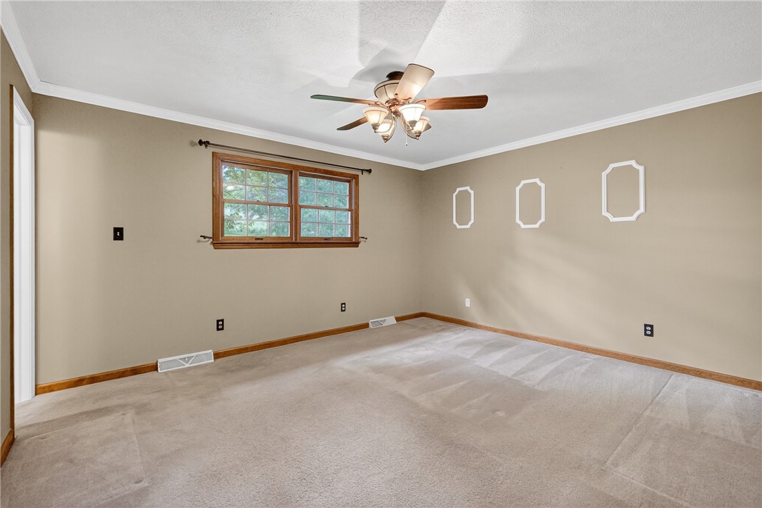 228 Bowman Rd