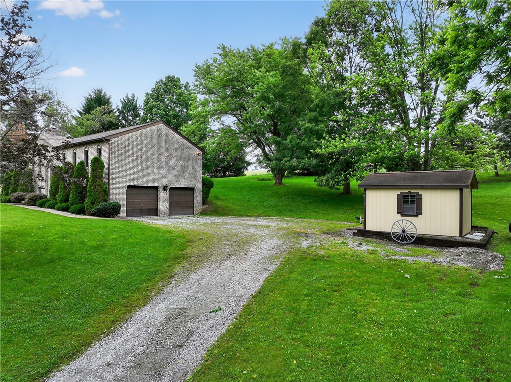 228 Bowman Rd