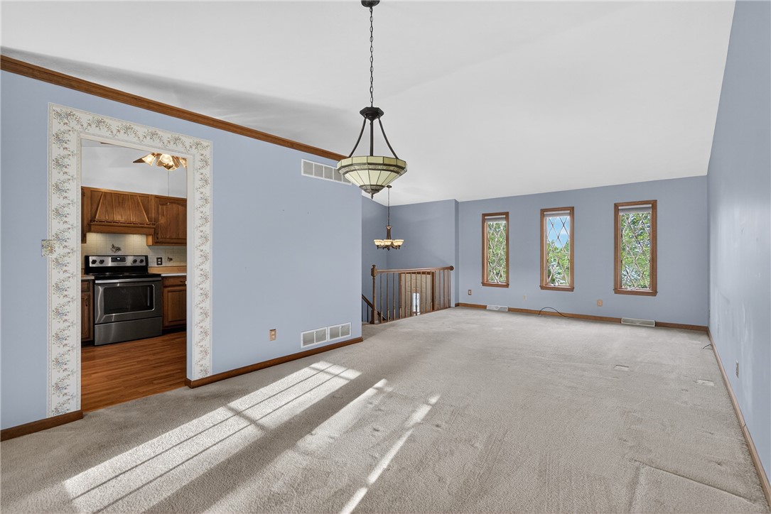 228 Bowman Rd