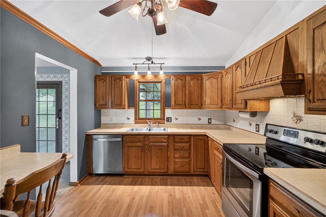 228 Bowman Rd