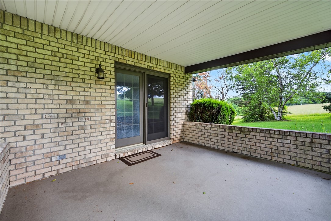 228 Bowman Rd