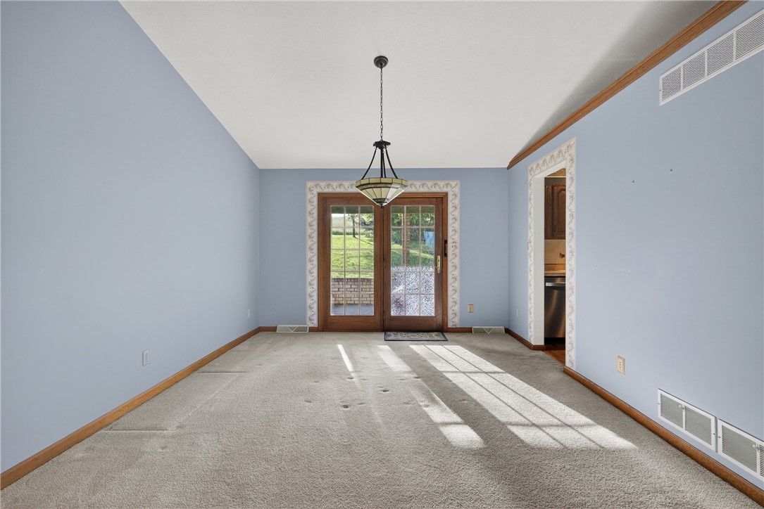 228 Bowman Rd