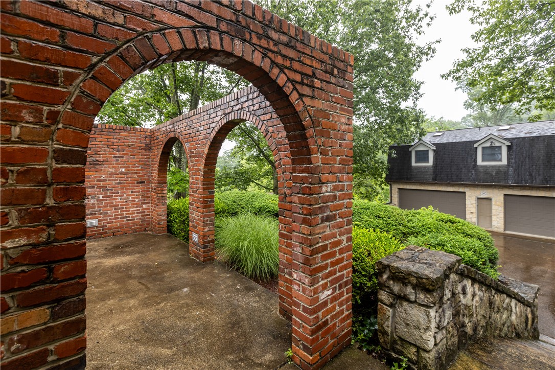 612 Bower Hill Rd
