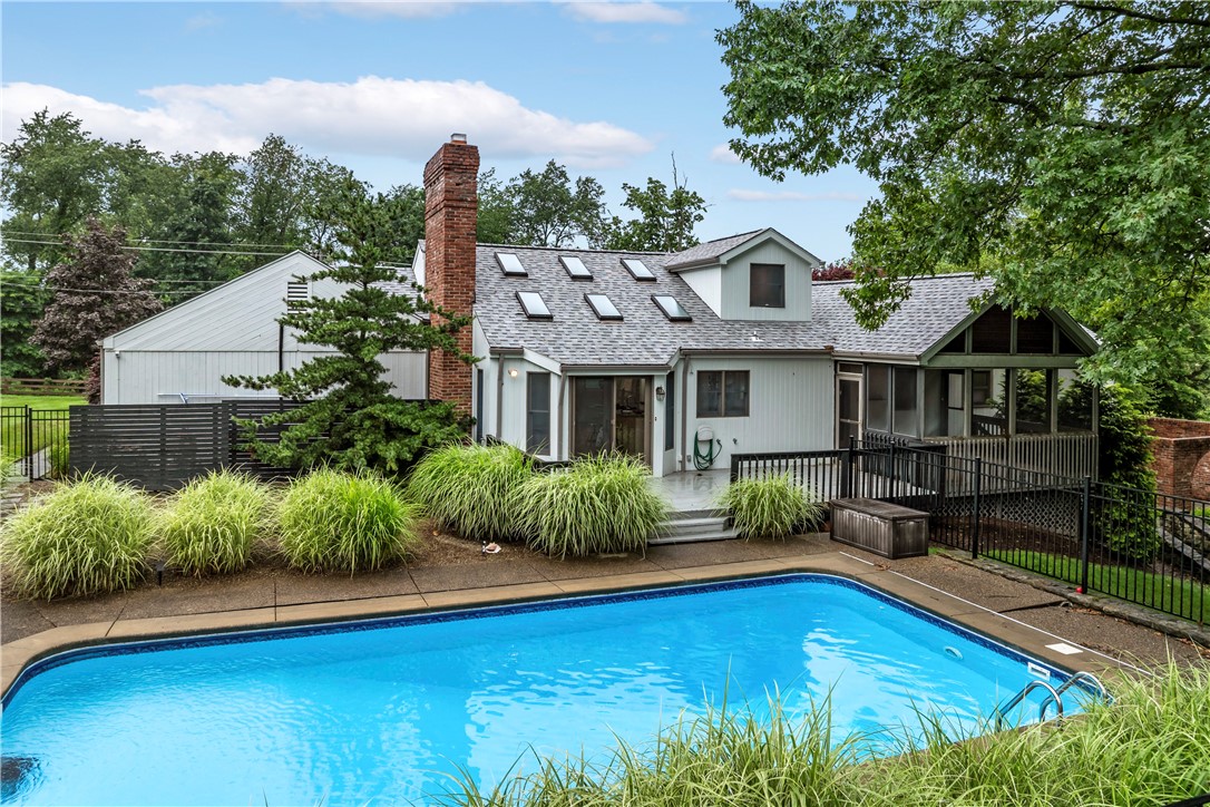 612 Bower Hill Rd