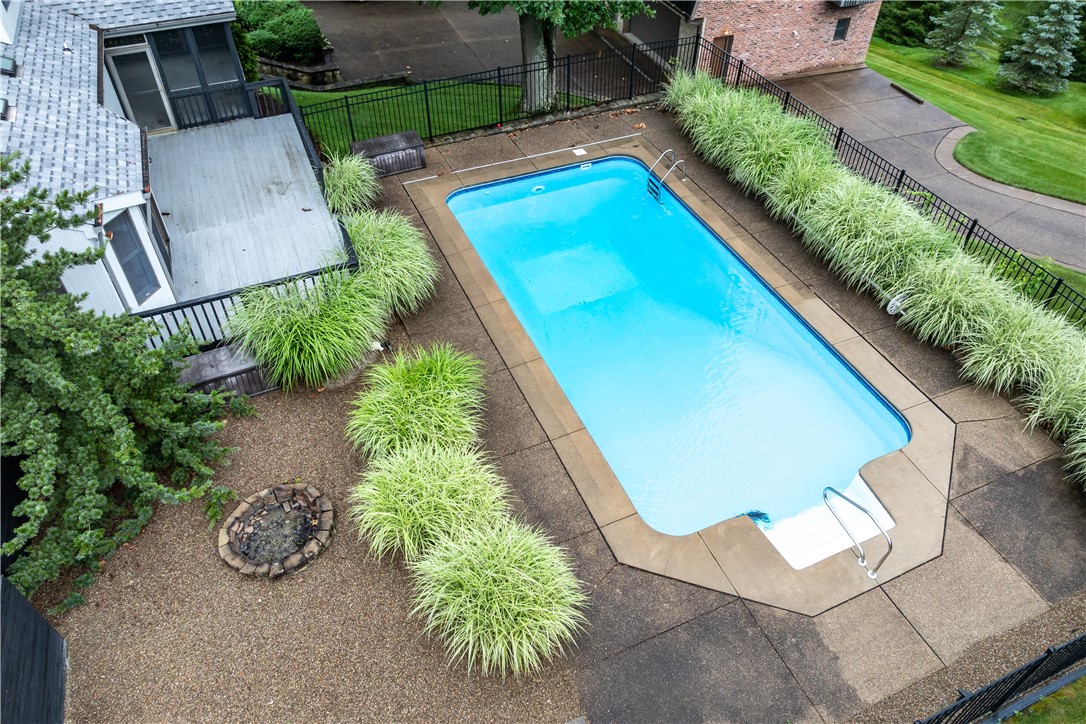 612 Bower Hill Rd