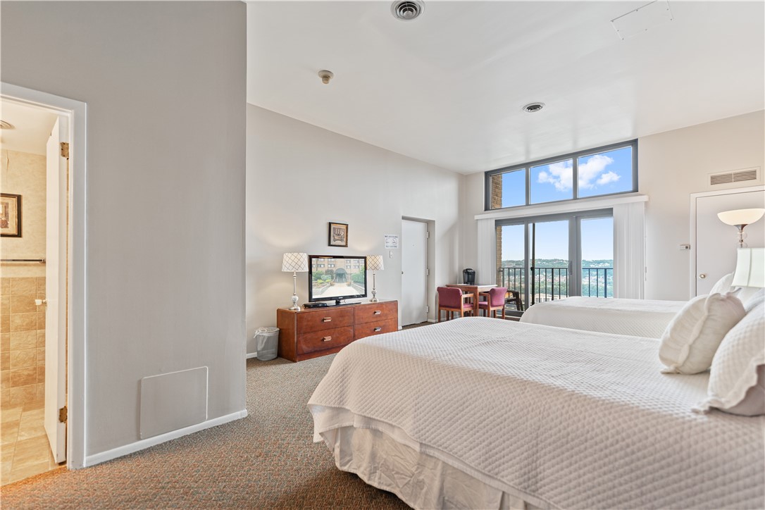 1000 Grandview Avenue Unit #802 802