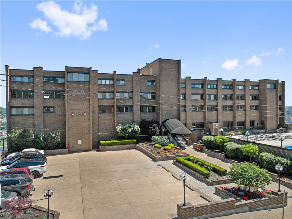 1000 Grandview Avenue Unit #802 802