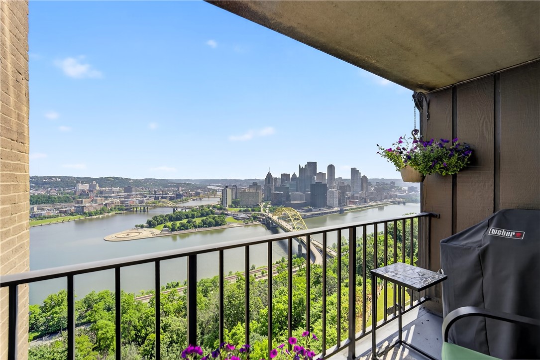 1000 Grandview Avenue Unit #802 802