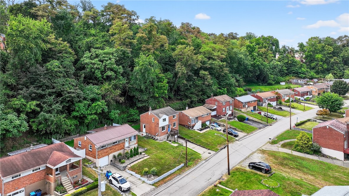 11400 Azalea Dr