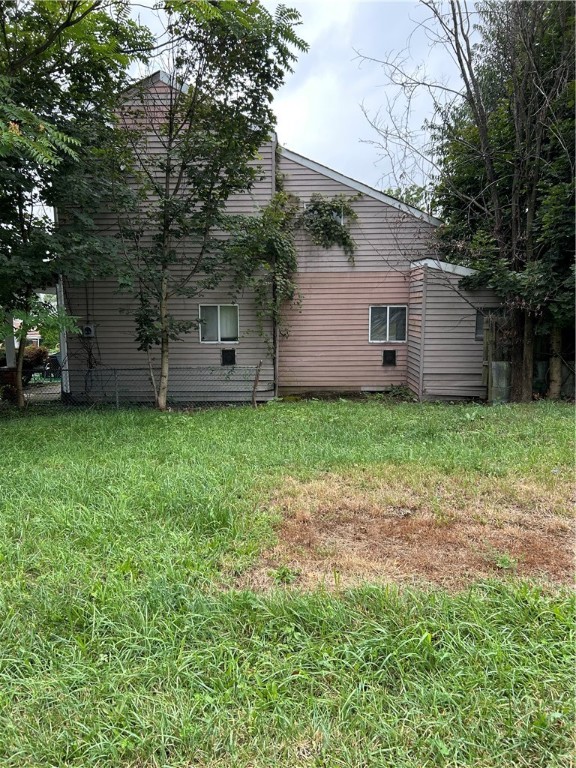 213 Fairview Ave