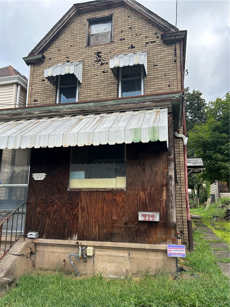 914 Wilhelm St