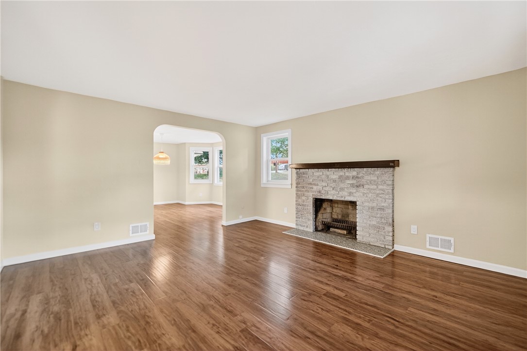 311 Fairview Ave