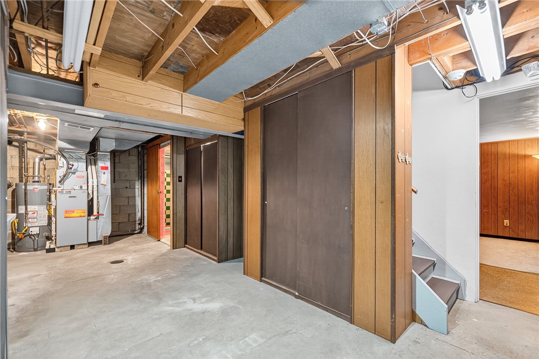 108 Malcolm Ave