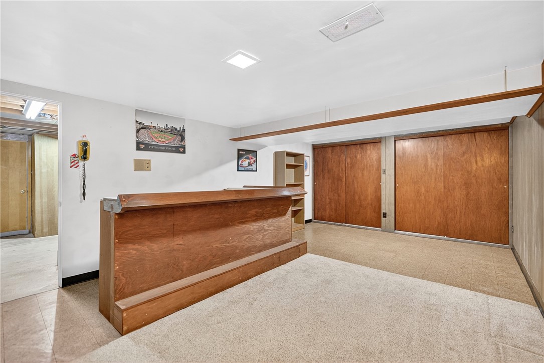 108 Malcolm Ave