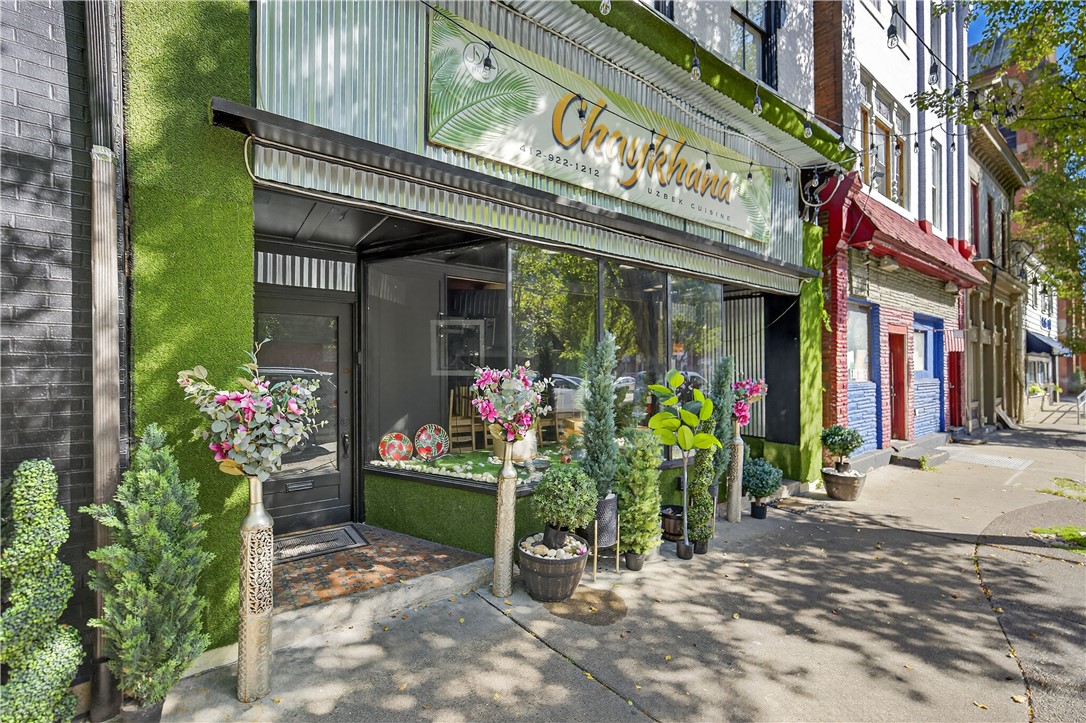 410 S Main St