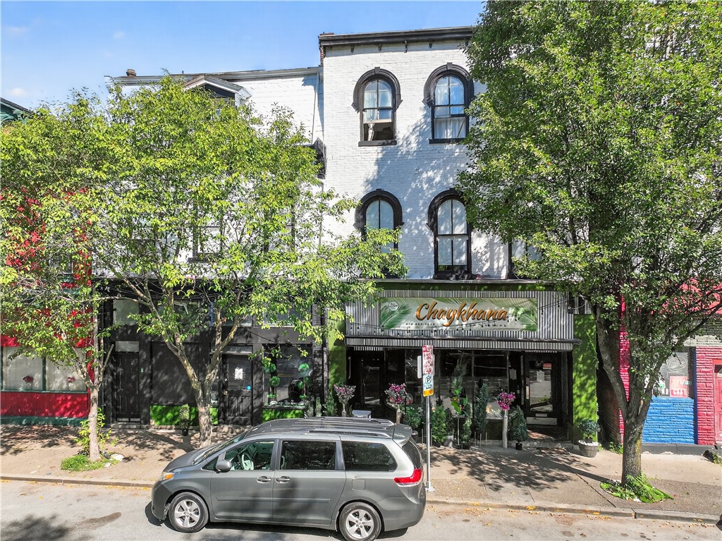 412 S Main St