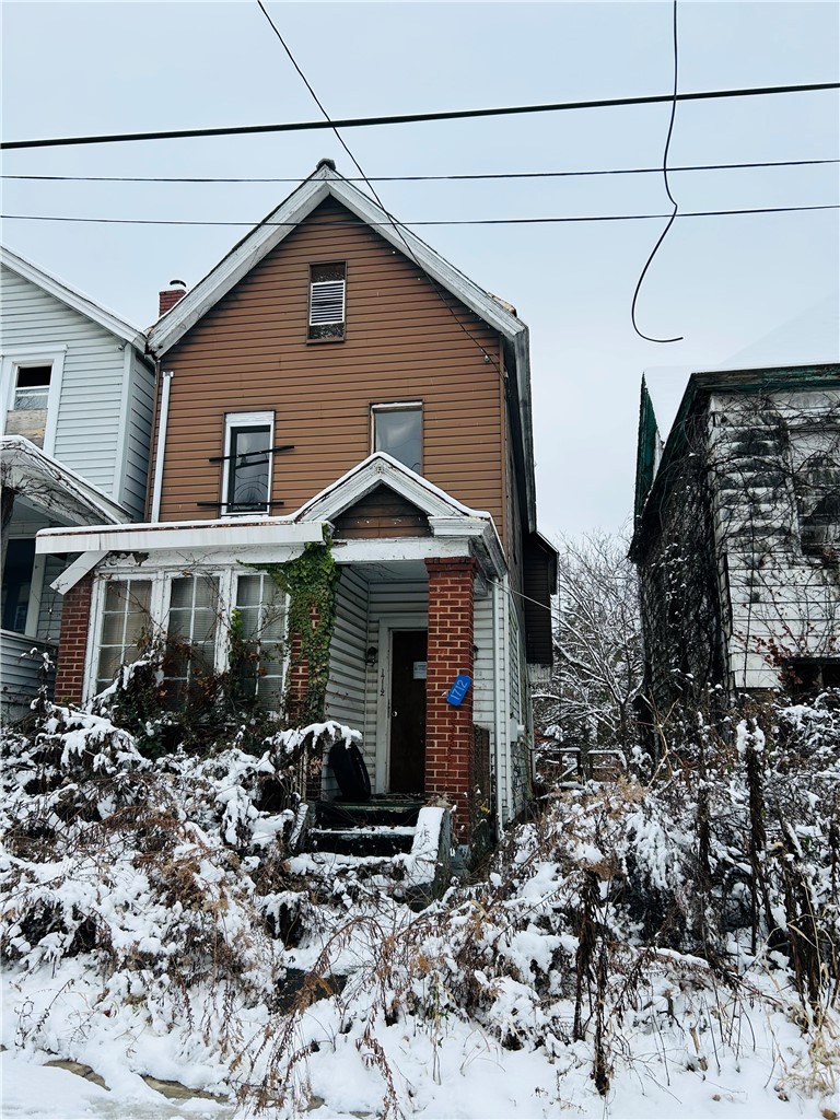 1712 Converse St