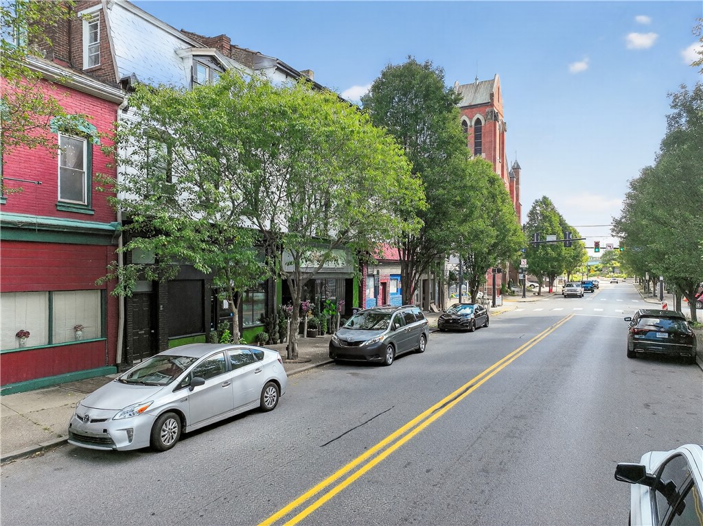 410 S Main St