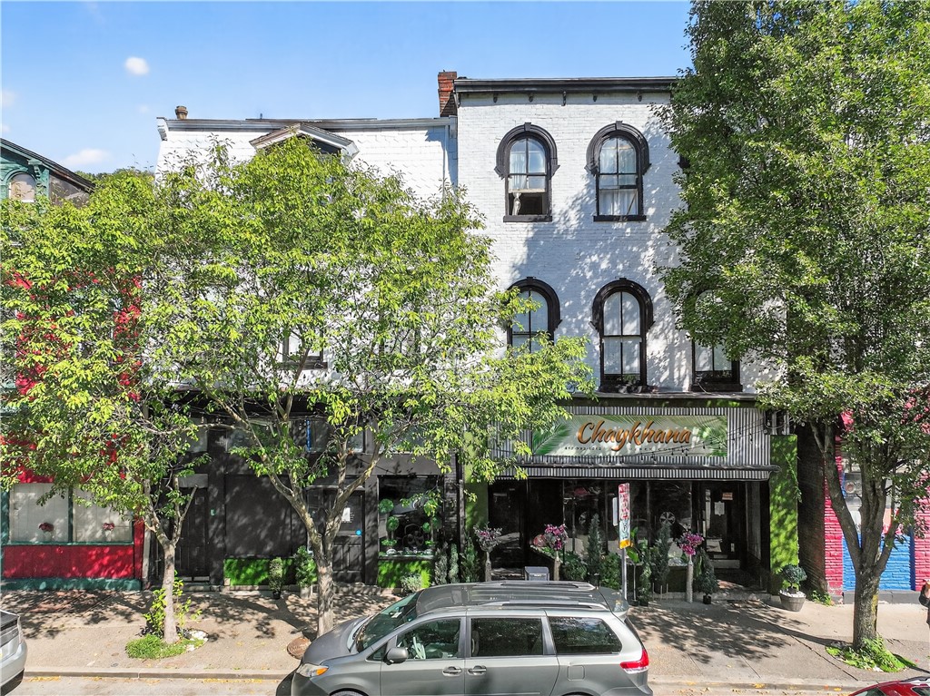 410 S Main St