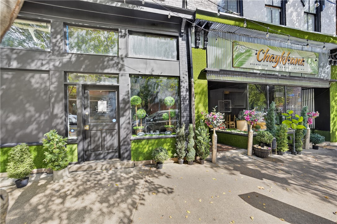 412 S Main St