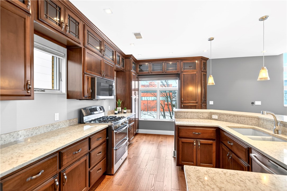 20 S 19th Street 29