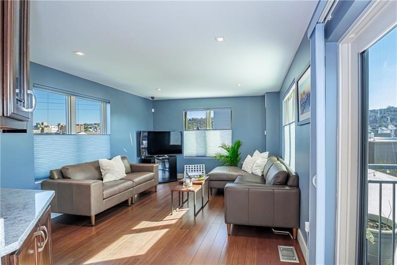 20 S 19th Street 29