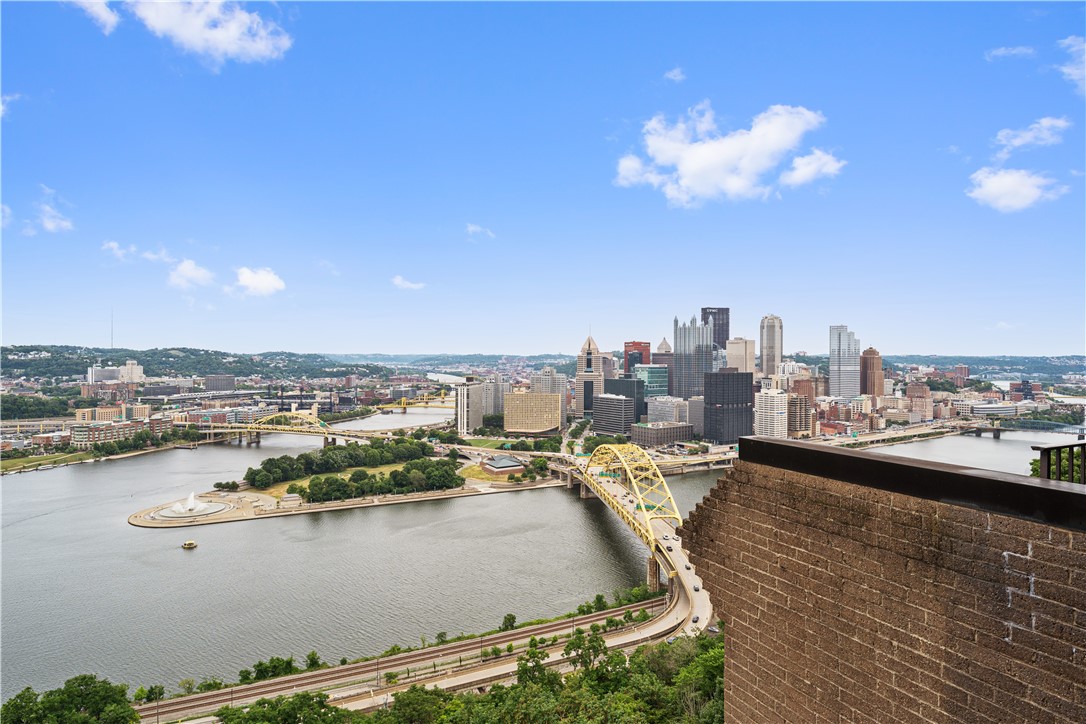 1000 Grandview Ave 802