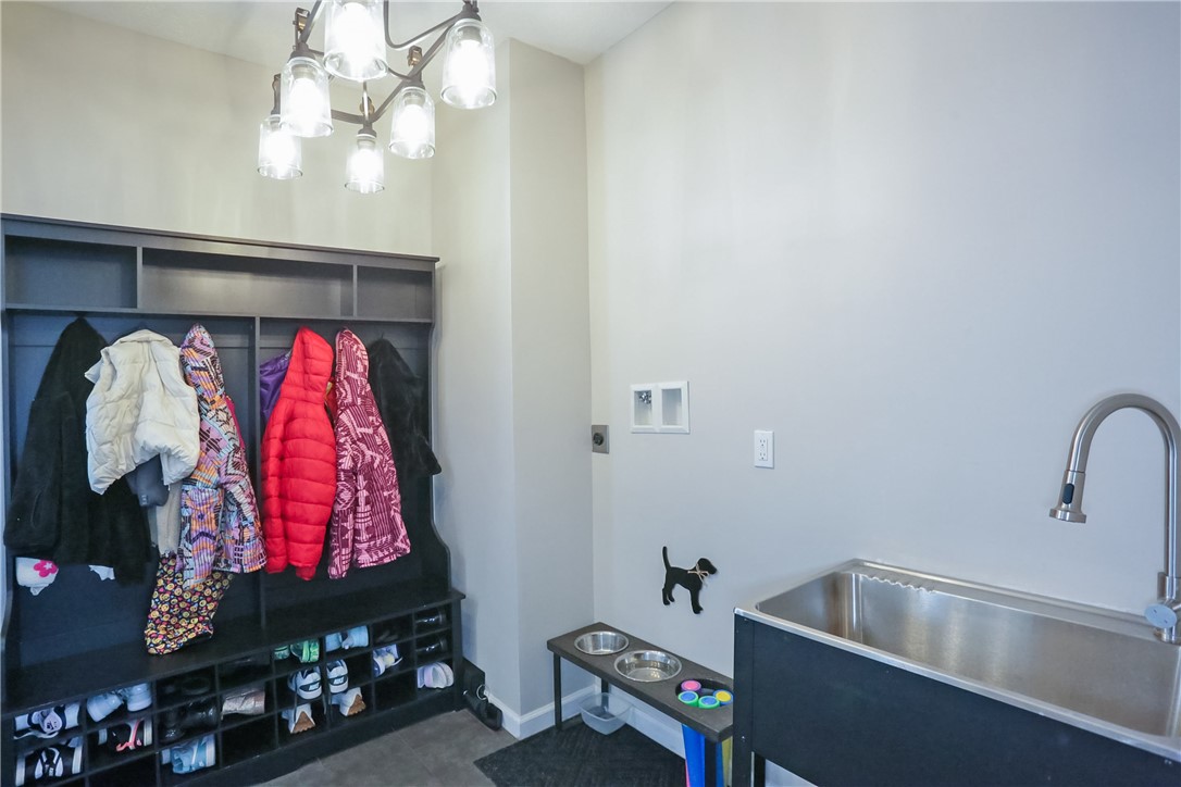 221 Strawberry Circle