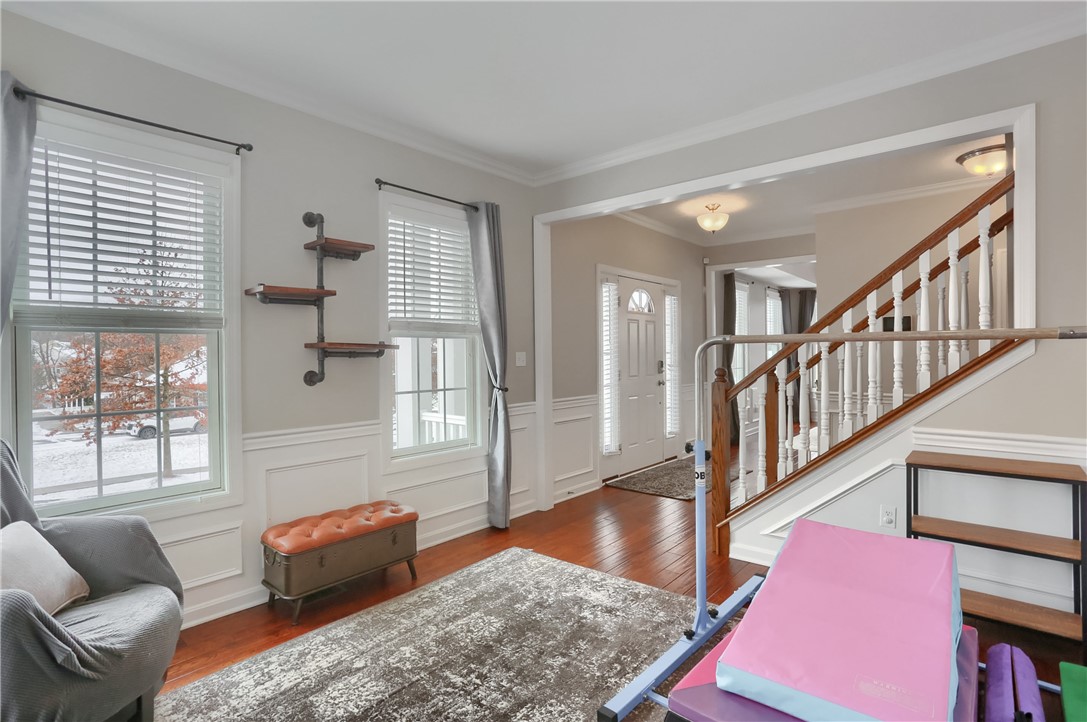 221 Strawberry Circle