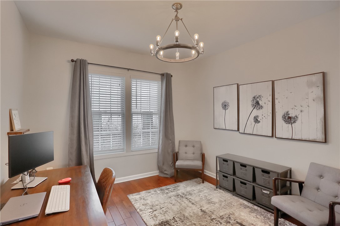 221 Strawberry Circle